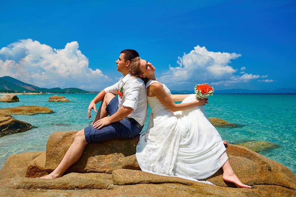 Economic exotic destinations for honeymoon